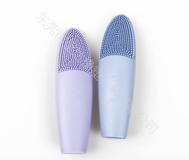 Silicone face brush head